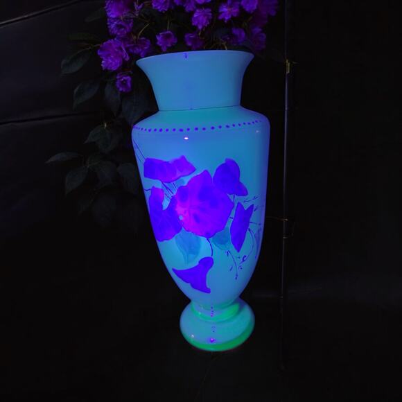 Antique Uranium Harrach Bohemian Hand Enameled Vase-Teal-Aqua-Turquoise-Glass - Picture 9 of 10